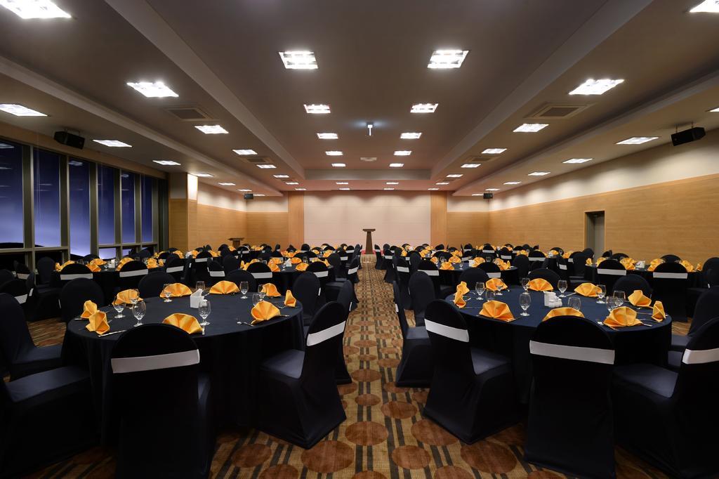 Jeju Aerospace Hotel Σεογκουίπο Εξωτερικό φωτογραφία