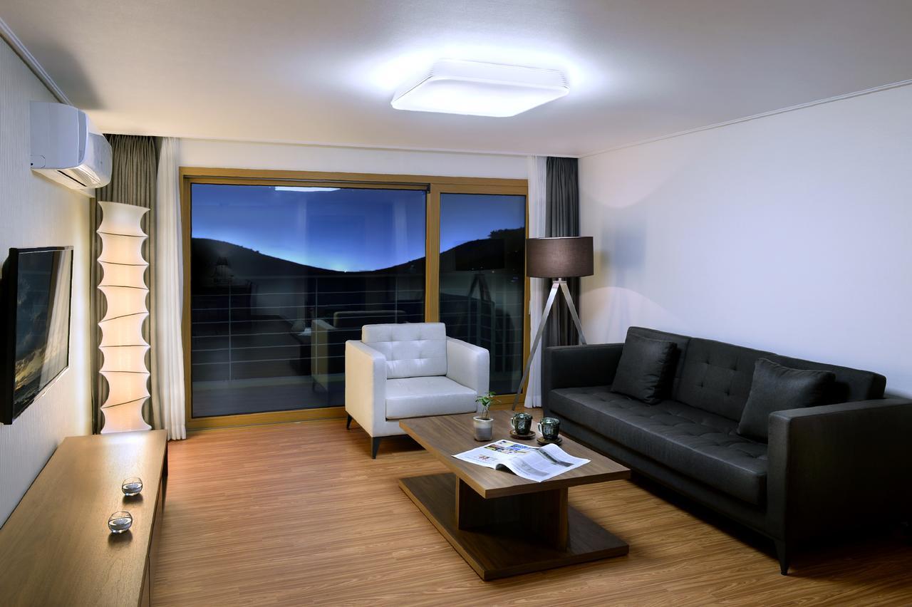 Jeju Aerospace Hotel Σεογκουίπο Εξωτερικό φωτογραφία
